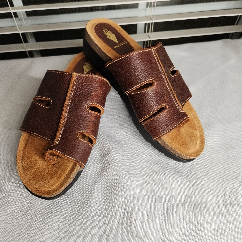 Volatile Brown Leather Sandal Slides Size 9